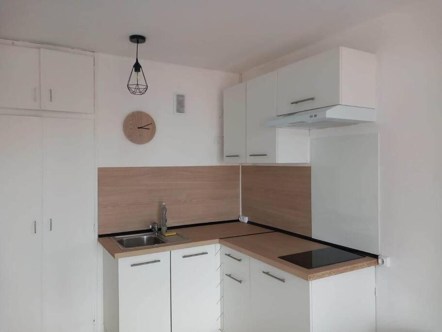 Logement Vue Sur Mer Canet Exterior foto