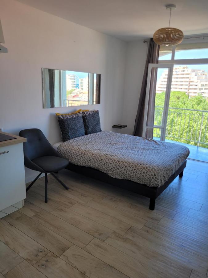 Logement Vue Sur Mer Canet Exterior foto